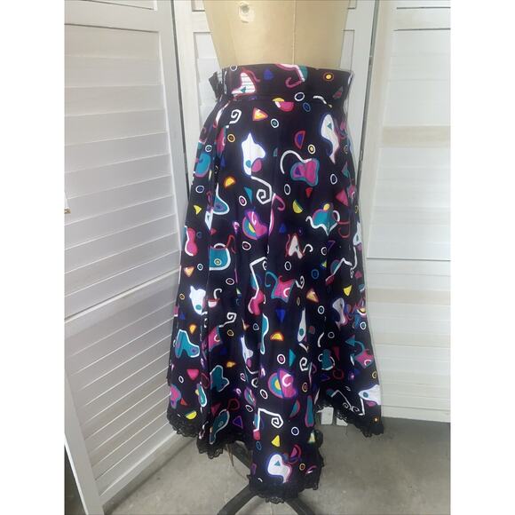 VTG 70s 80s Handmade Women’s Full Circle Skirt Black Bold Funky Print S/M - Picture 2 of 7